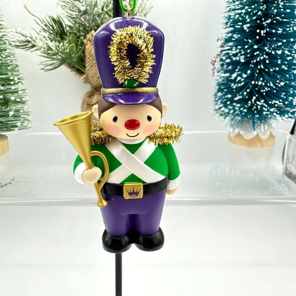 Hallmark Keepsake Ornament A Trumpeting Thank You 2021 Employee Gift Exclusive - Picture 2 of 7
